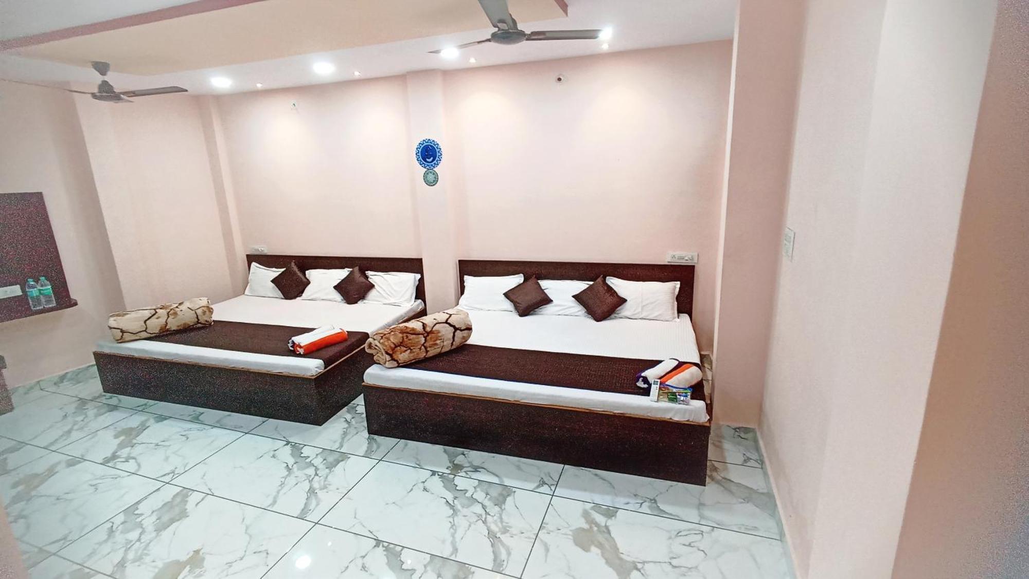 Shree Krishna Palace Hotel Ujjain