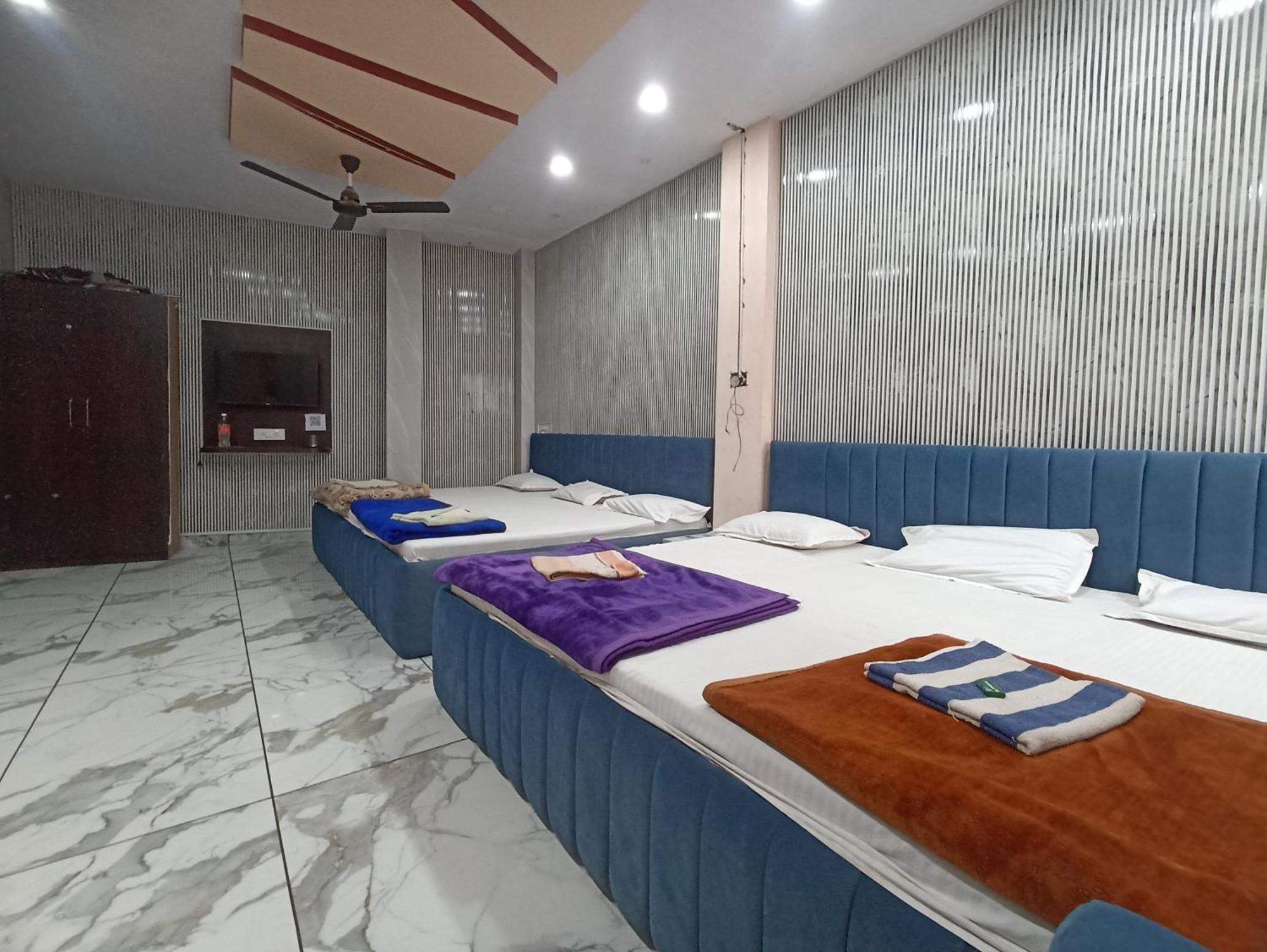 Hotel Shree Krishna Palace 3*