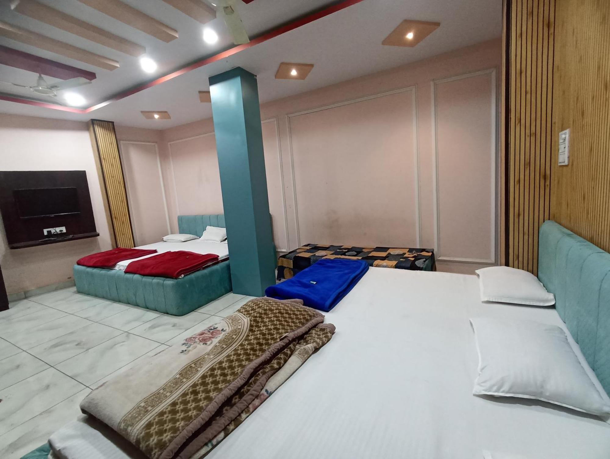 Hotel Shree Krishna Palace 3*